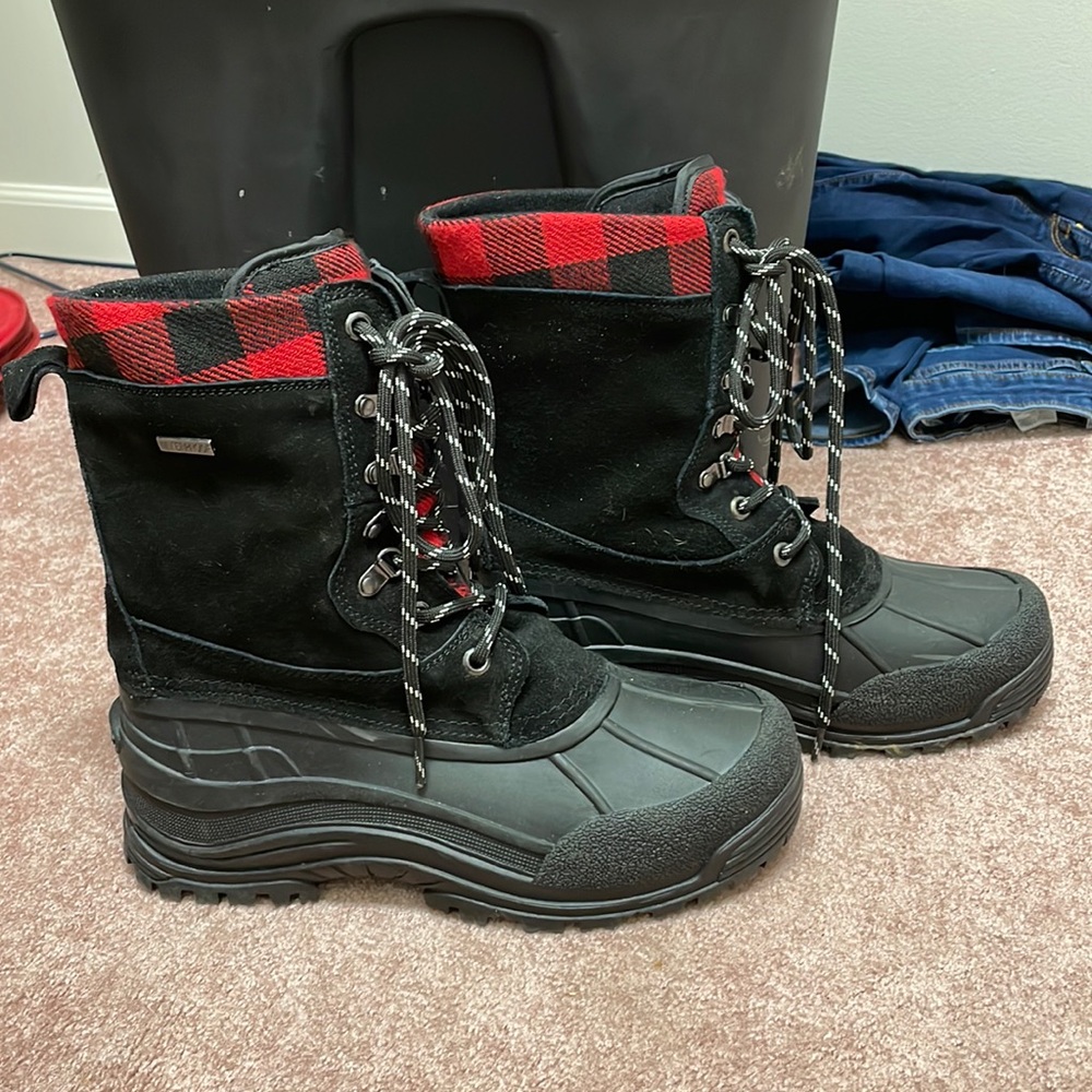 Waterproof winter boots insulated
